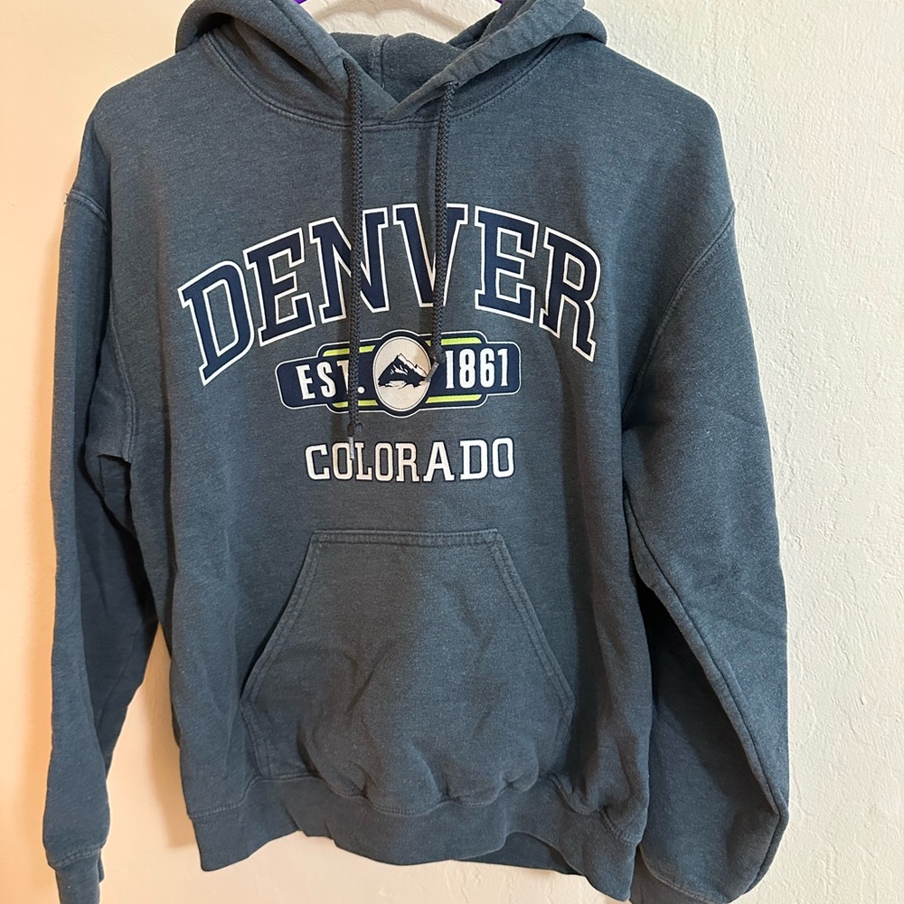 Gildan Denver Colorado Hooded Sweatshirt in Slate Blue